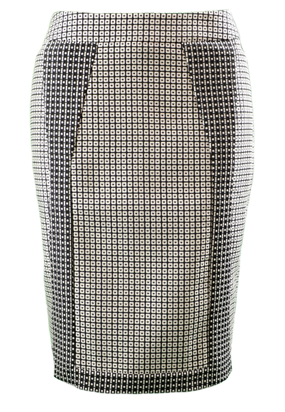 Checked knee-length skirt in black grey