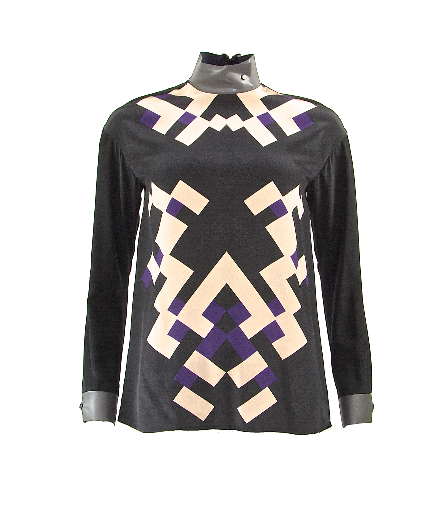 Long-sleeved blouse in black with a pattern