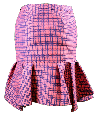 Skirt with flounce in fuchsia