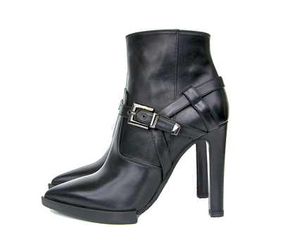 High heel ankle boots in black